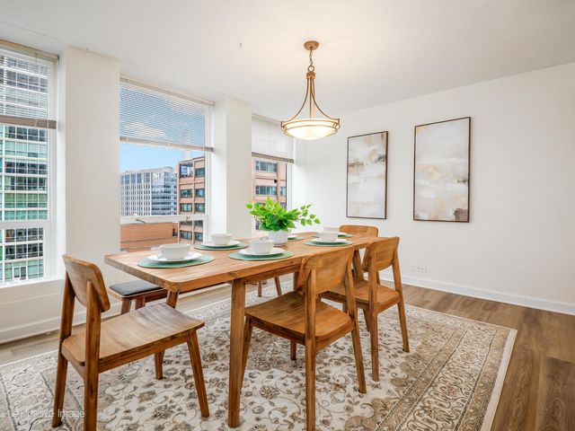 260 E Chestnut Street 2507, Chicago, IL 60611