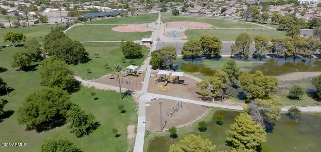 2122 W Desert View Drive, Phoenix, AZ 85041