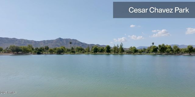 2122 W Desert View Drive, Phoenix, AZ 85041