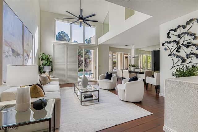 8229 Turtle Creek Circle, Las Vegas, NV 89113