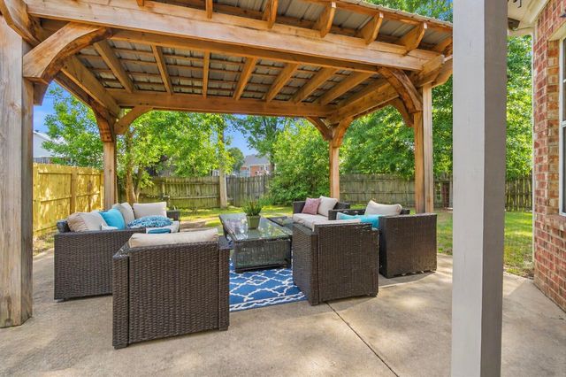 8477 SHADY ELM DR, Cordova, TN 38018