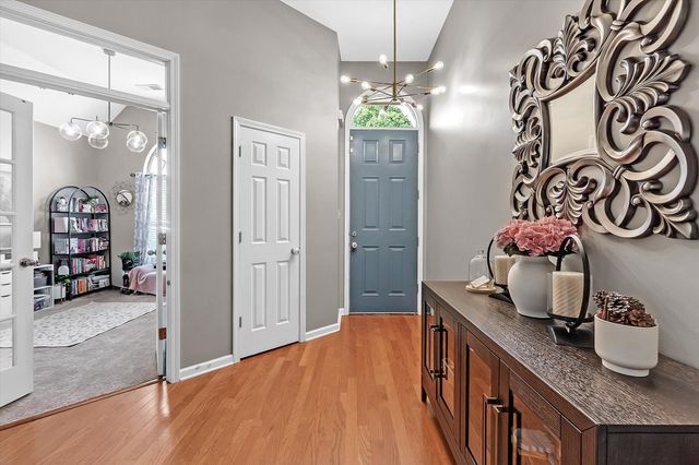 8477 SHADY ELM DR, Cordova, TN 38018