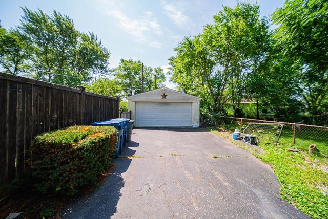 3619 Bolamo Drive, Westerville, OH 43081