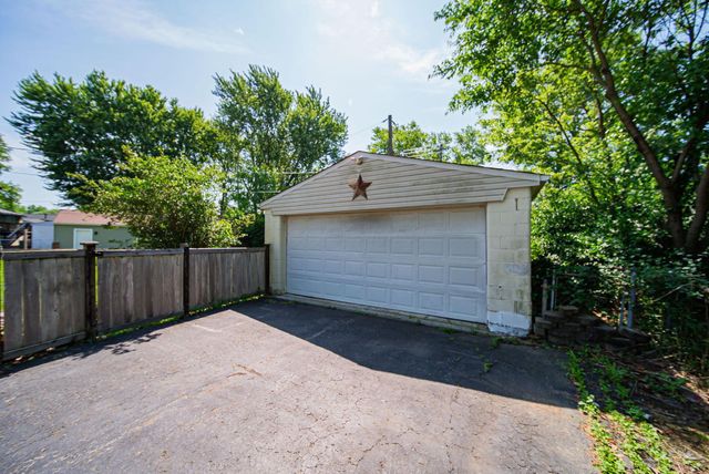 3619 Bolamo Drive, Westerville, OH 43081