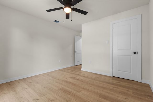 425 Browning Drive, Arlington, TX 76010