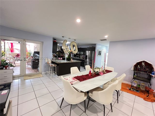 13249 NW 9 LN, Miami, FL 33182