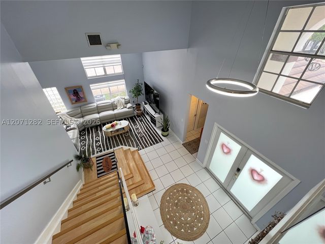 13249 NW 9 LN, Miami, FL 33182