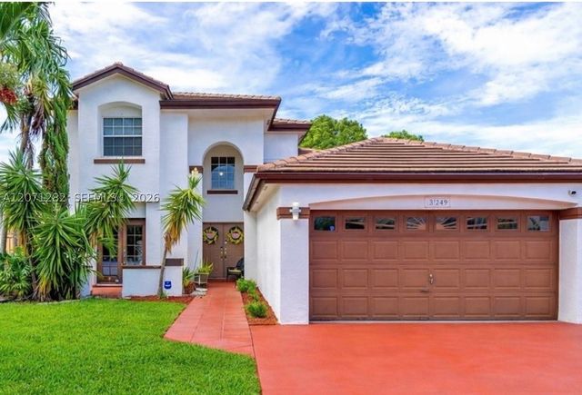 13249 NW 9 LN, Miami, FL 33182