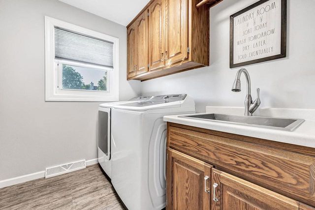 3920 E ONTONAGON LANE, Green Bay, WI 54301