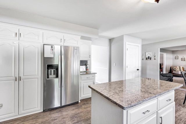 3920 E ONTONAGON LANE, Green Bay, WI 54301