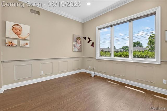 126 Baldwin Avenue, Royal Oak, MI 48067