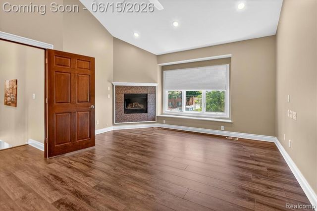 126 Baldwin Avenue, Royal Oak, MI 48067