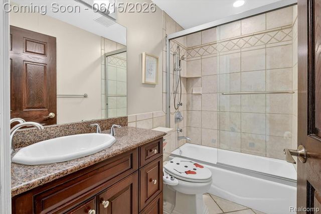 126 Baldwin Avenue, Royal Oak, MI 48067