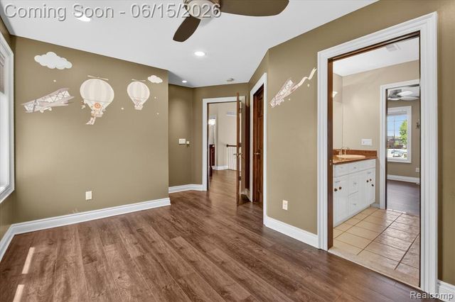 126 Baldwin Avenue, Royal Oak, MI 48067