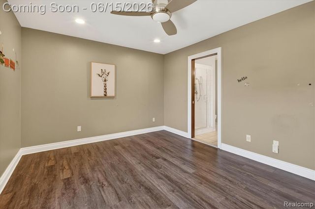 126 Baldwin Avenue, Royal Oak, MI 48067