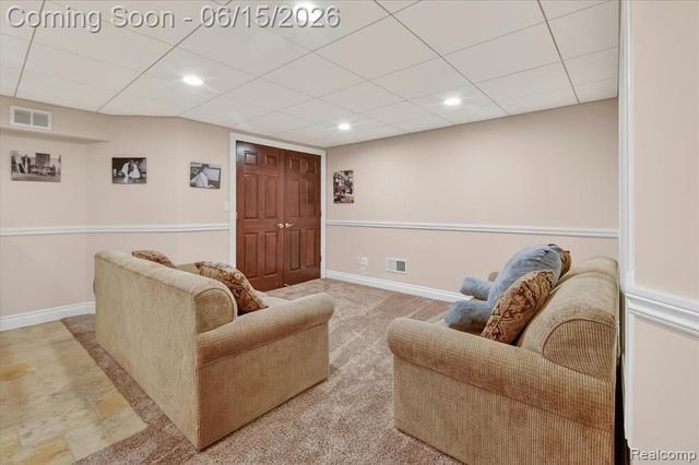 126 Baldwin Avenue, Royal Oak, MI 48067