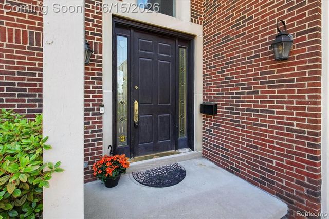 126 Baldwin Avenue, Royal Oak, MI 48067