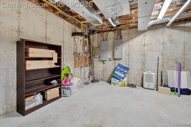 126 Baldwin Avenue, Royal Oak, MI 48067