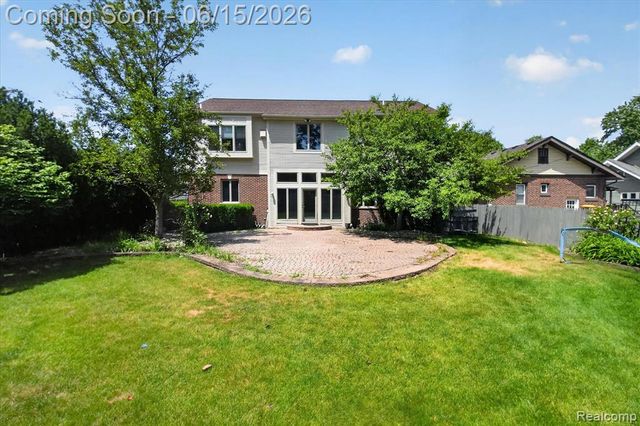126 Baldwin Avenue, Royal Oak, MI 48067