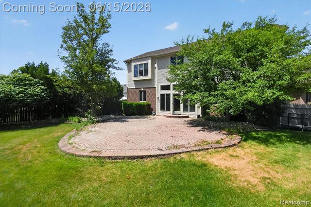 126 Baldwin Avenue, Royal Oak, MI 48067