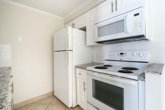 111 Briny Avenue 1805, Pompano Beach, FL 33062