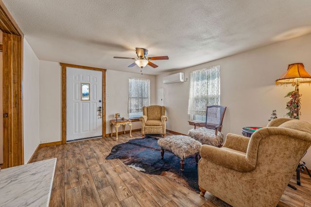 816 S Houston Street, De Leon, TX 76444