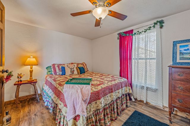 816 S Houston Street, De Leon, TX 76444