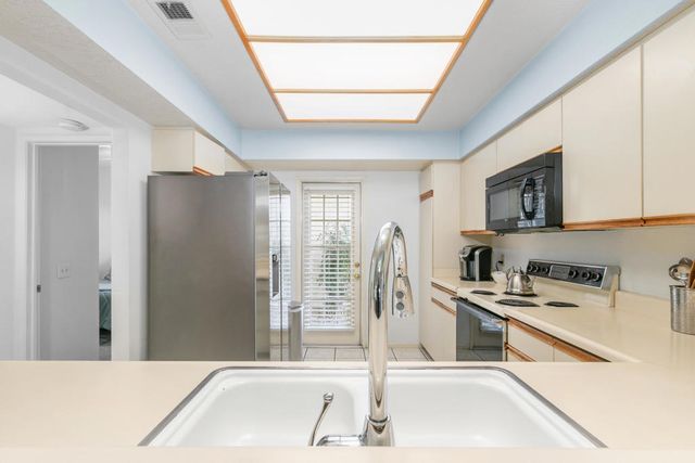 115 Desert Falls Dr. East Drive E, Palm Desert, CA 92211