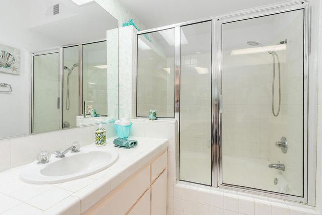 115 Desert Falls Dr. East Drive E, Palm Desert, CA 92211