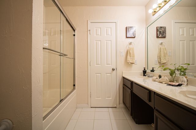1363 Yorkshire Street 2, Fort Worth, TX 76134