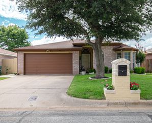 1363 Yorkshire Street 2, Fort Worth, TX 76134