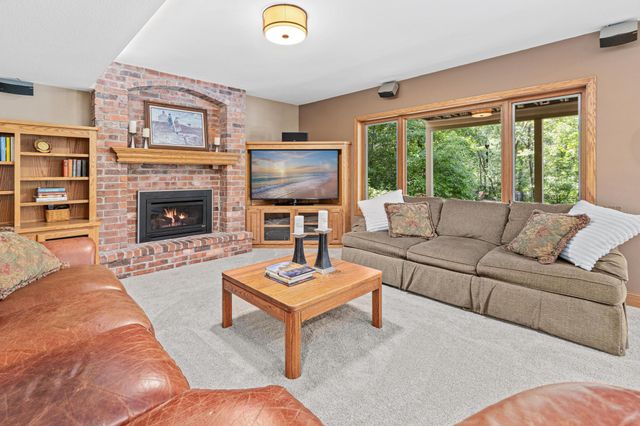 13687 Dunbar Way, Apple Valley, MN 55124