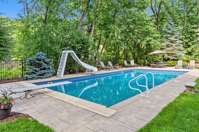 13687 Dunbar Way, Apple Valley, MN 55124
