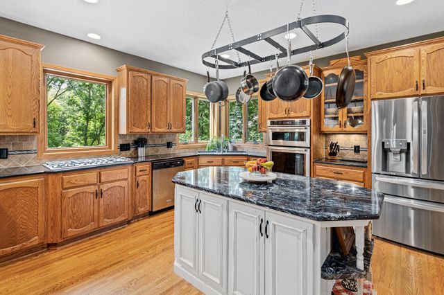 13687 Dunbar Way, Apple Valley, MN 55124