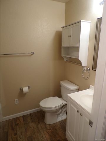 7027 W Virginia Avenue, Lakewood, CO 80226