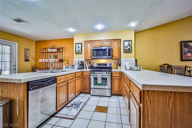 2769 Laguna Shores Lane, Las Vegas, NV 89121