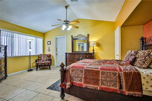 2769 Laguna Shores Lane, Las Vegas, NV 89121