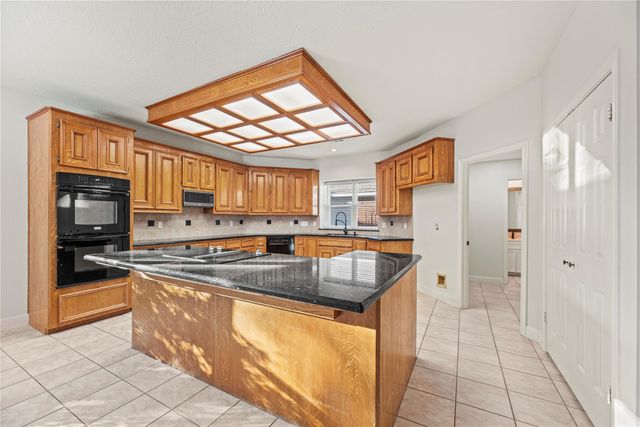 12502 Pavilion Court, Tomball, TX 77377