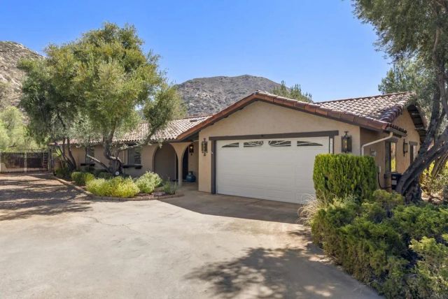 26216 Bellemore Drive, Ramona, CA 92065