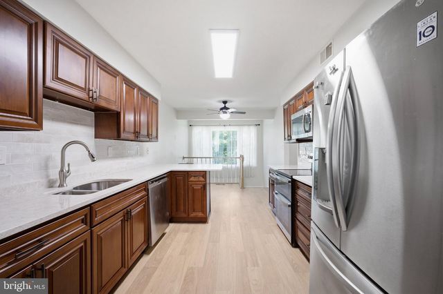 7825 OAK ST, Manassas, VA 20111
