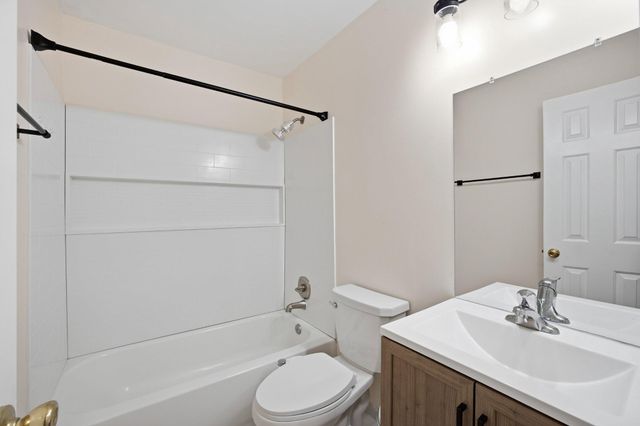 7825 OAK ST, Manassas, VA 20111