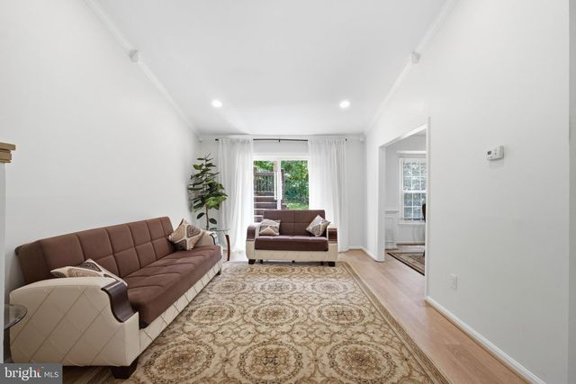 7825 OAK ST, Manassas, VA 20111