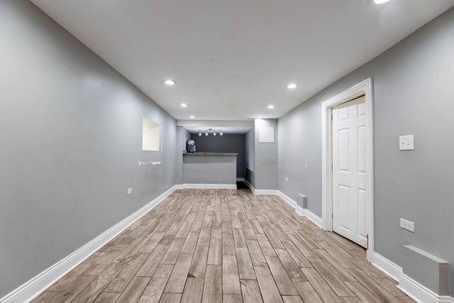 7752 S Evans Avenue, Chicago, IL 60619