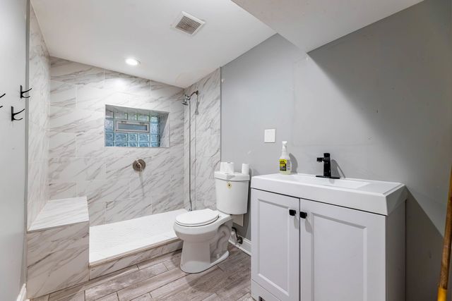 7752 S Evans Avenue, Chicago, IL 60619