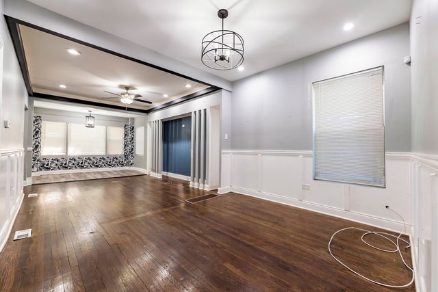 7752 S Evans Avenue, Chicago, IL 60619