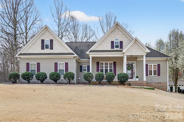 6444 Winding Creek Lane, Denver, NC 28037