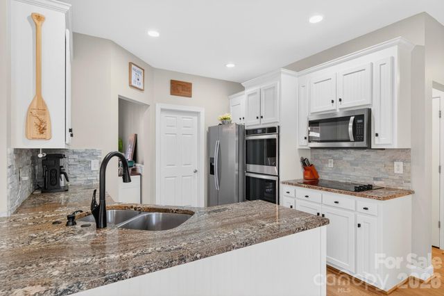 6444 Winding Creek Lane, Denver, NC 28037