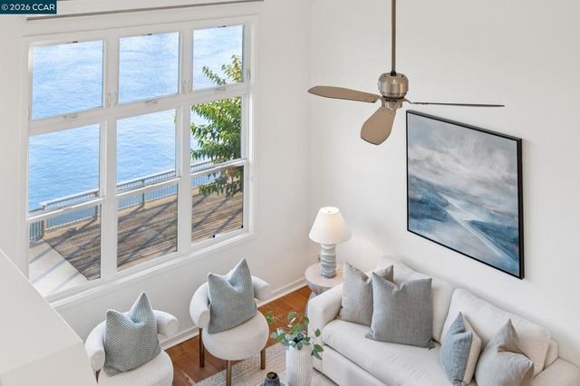 2803 Regatta Drive, Oakland, CA 94601