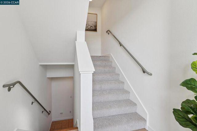 2803 Regatta Drive, Oakland, CA 94601