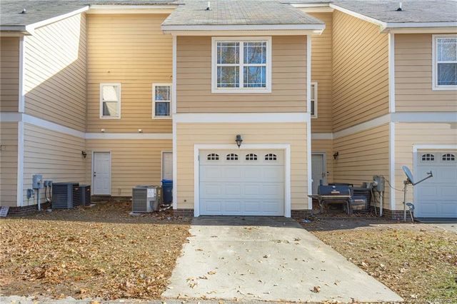 917 Cora Lee Drive, Fayetteville, NC 28303